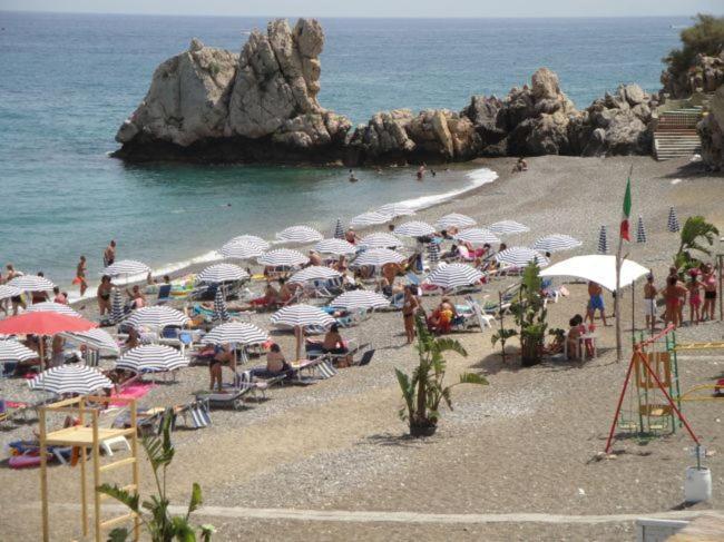 Casa Vacanze Butterfly Trabia Buitenkant foto